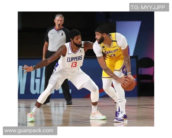 卡潘与波青年激战正酣谁能在这场对决中笑到最后